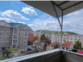 Apartament 2 camere zona Spitalului Judetean