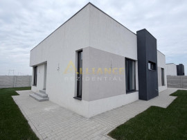 Casa Individuala - 4 camere - 2 bai - 550mp teren