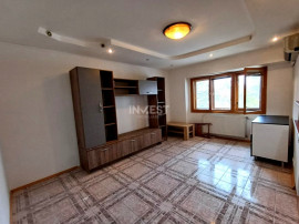 Apartament 3 camere decomandat, zona Pacurari - Lokoil, Ias