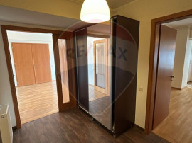 Inchiriere aparament PREMIUM 3 camere OFFICE/COMERCIAL Ba...