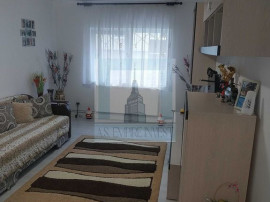 De v&acirc;nzare apartament cu 2 camere, zona Răcădau - Brașov