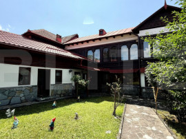 Casă decomandată (P+1E), 220 mp, zona Pietroșița