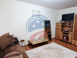 Apartament 4 camere et. 3 din 4 zona Garii