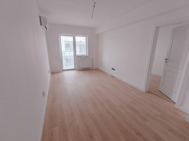 Apartament o cameră | 38 mp | parter | zona Terra