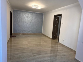Spațiu comercial de &icirc;nchiriat &ndash; Str. Mihai Eminescu