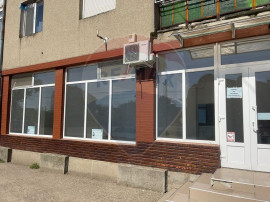 Spațiu comercial 71mp de închiriat în Lipova