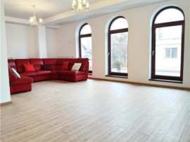 Apartament nou cu 2 camere in vila - Centru Brasov
