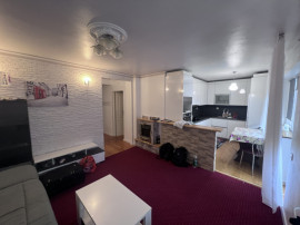 Apartament 3 camere Lux Teilor + balcon + parcare