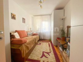 Apartament 3 camere | Decomandat | Balcon | Plopilor | Cluj