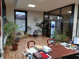 Spatiu de birou, 93 mp, amenajat la cheie, zona Unirea
