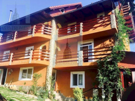 Pensiune 17 camere - zona Bran