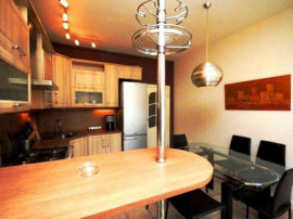 Oferim spre inchiriere apartament cu 3 camere