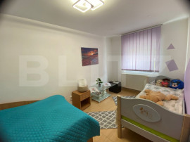 Apartament de vanzare, cu 3 camere, 48 mp, zona cetate