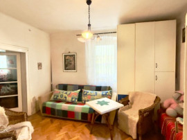 Apartament 4 camere,pretabil si pentru spatiu comercial - zona Patria.