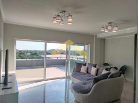 Penthouse 2 camere de inchiriat zona Micalaca