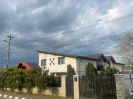 Casă spațioasă, complet mobilată, cu teren generos &ndash; F