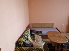 1 camera in zona Take Ionescu