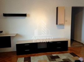 Apartament cu 2 camere, etaj intermediar, zona Dacia