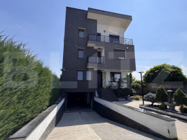 Casă superbă S + P + 2E de 353 mpu, teren 1307 mp, Veteran