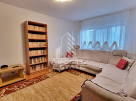 Apartament cu 3 camere, decomandat, 2 bai, zona Calea Ara...