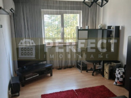 PALTINIS, 3 camere DECOMANDAT, AN 1986!! Pret 69.999&euro;