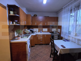 Apartament de vanzare, cu 3 camere, 66 mp, zona Burdea