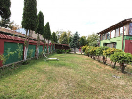 Casa pe strada Lozoveni