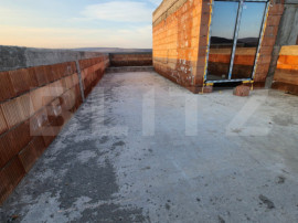 Casa tip duplex semifinisat, 5 camere, 180 mp utili, 270 ter