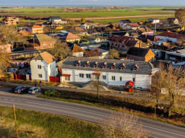 Clădire potrivită pentru proiecte educaționale sau de ...