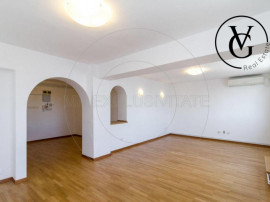 Birou boutique Herastrau &ndash; 125 mp | Popa Savu | Charles de