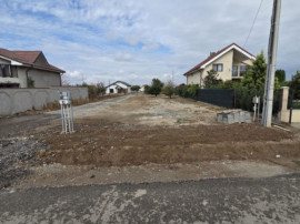 Teren intravilan de v&acirc;nzare, 350 mp &ndash; Albesti
