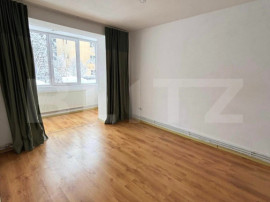 Spațiu 2 camere de &icirc;nchiriat, Centru Civic, ideal birou/sa