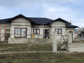 Casa individuala pe parter, Danila, 1300 mp teren, 4 camere