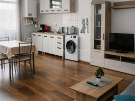 Apartament mobilat BLOC NOU, etaj intermediar, incalzire in