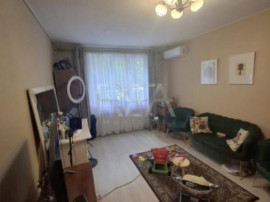 3 camere, P/8, bloc 1979, 66mp-Gorjului