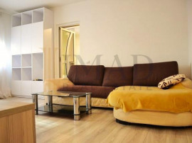 Micro 4, Parter cu gradina. apart 2 camere in Targoviste -