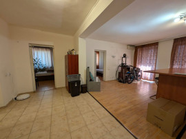 Ap. 3 camere/79mp utili/parter inalt/parcare/cartier Buna Ziua