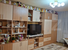 Apartament 3 camere, 69 mp, zona Obcini