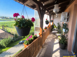 3 camere,panoramic,75 mp,mobilat,terasa, lift,parcare,Unirii