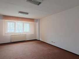 Apartament 3 camere | 75 mp | Zona Central &ndash; Vad comercial