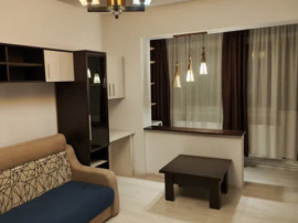 Apartament 2 camere, decomandat - zona Tractorul