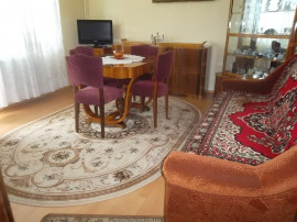 Vand apartament 3 camere decomandat in Deva, zona Carpati,