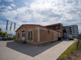 Spațiu comercial de 372 mp parcare 40 locuri + opțiune ...