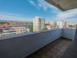 Apartament cu 2 camere decomandate caută oameni faini!