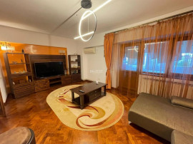 Apartament 3 camere decomandat-80 mp-Podu Ros-bloc 1994