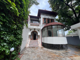 Vila spatioasa Primaria sectorului 1