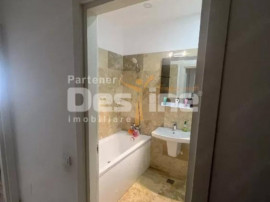 Apartament de V&acirc;nzare