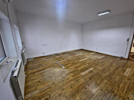 Spațiu ideal activități diverse &ndash; 22 mp Faleza Nord Bir