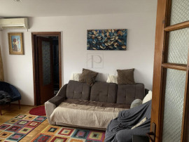 SAGULUI - ETAJ 3 - BLOC IZOLAT - 3 CAMERE - CENTRALA PROPRIE