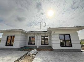 Duplex pe parter - 2 dormitoare - zona buna - desing superb